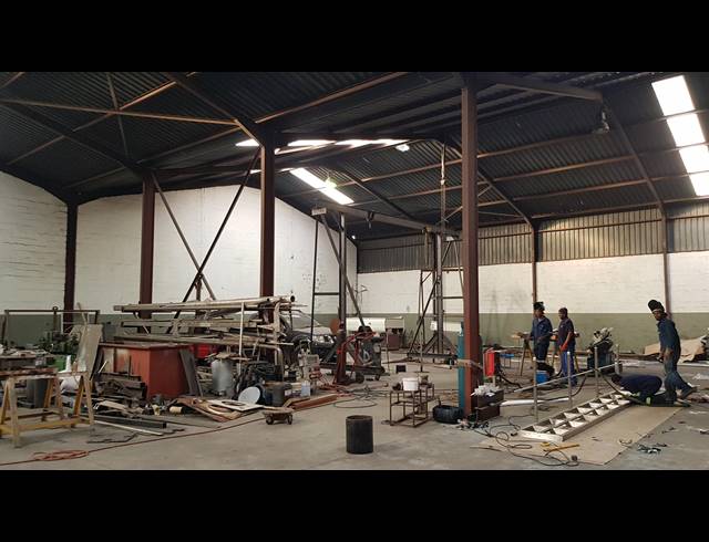 750M² FACTORY TO LET IN BLACKHEATH INDUSTRIAL